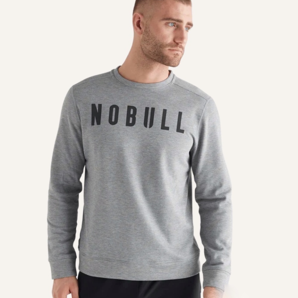 NOBULL MEN'S‎ LEGACY CREW SWEATSHIRT Light Grey
